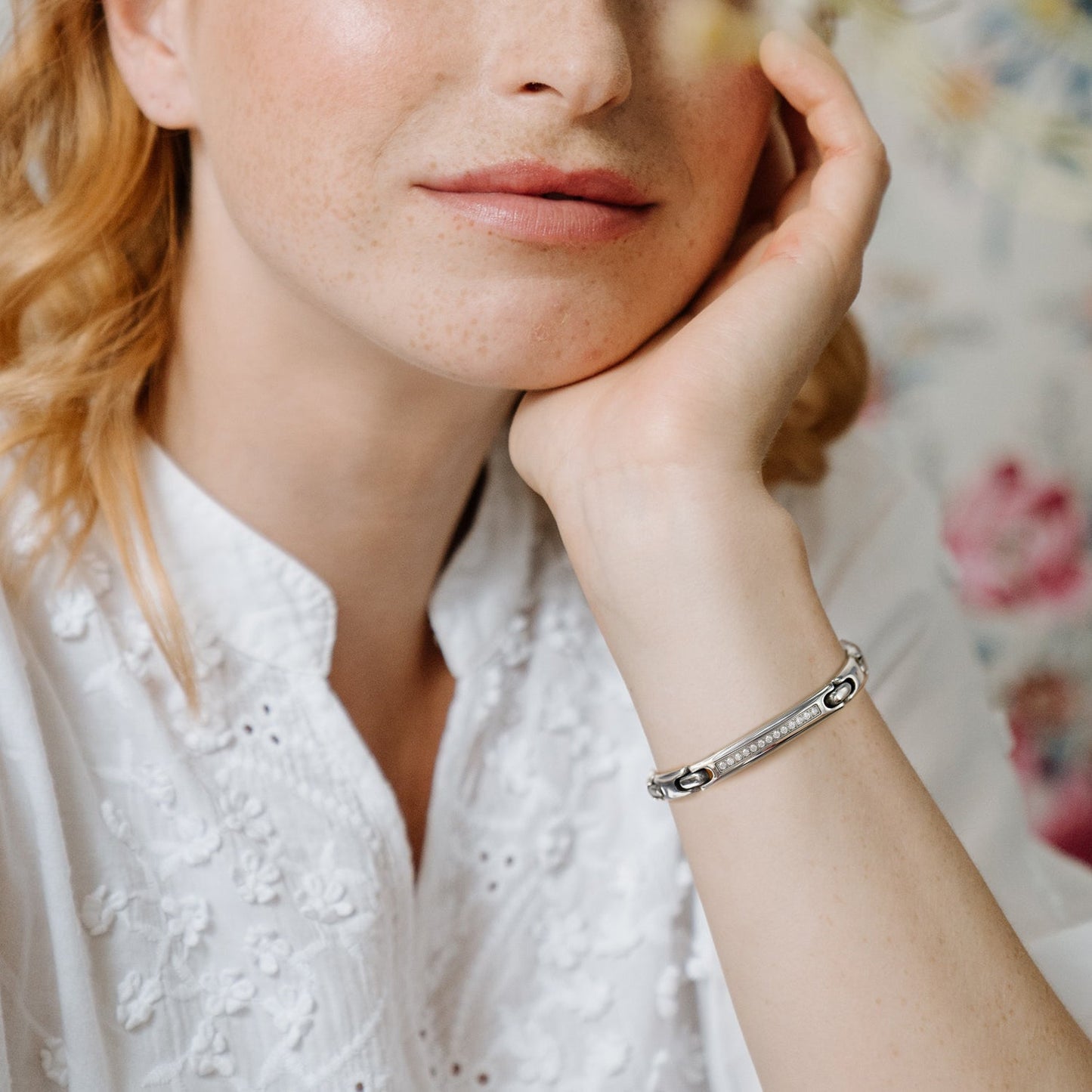 Bransoletka lecznicza „Mae”